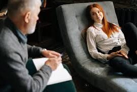 As comunidades terapêuticas na Zona Oeste de São Paulo desempenham um papel vital na recuperação de dependentes químicos. Com uma estrutura adequada, equipe qualificada, e apoio da família e da comunidade, essas instituições oferecem uma segunda chance para aqueles que lutam contra a dependência. O envolvimento de todos, incluindo o governo e a sociedade, é crucial para o sucesso dessas iniciativas.